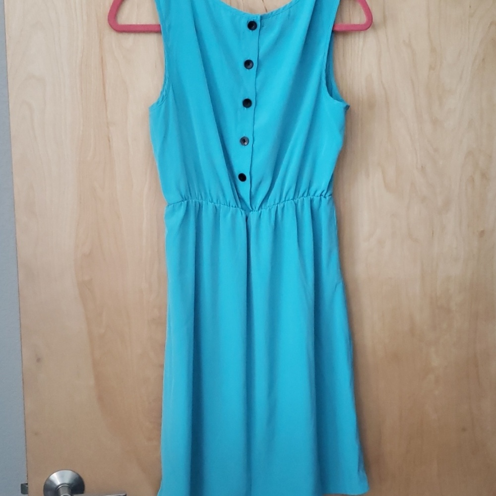 Dress - Picture 2 of 2